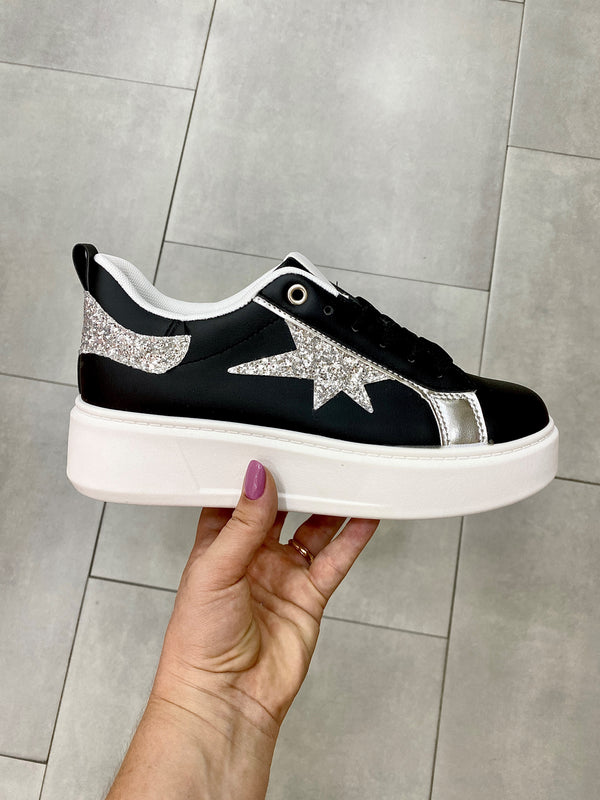 Star - Sneaker Nera